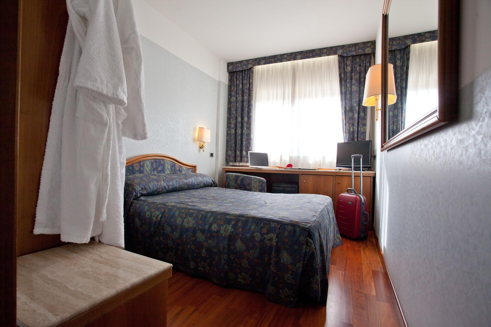 Perugia Plaza Hotel מראה חיצוני תמונה