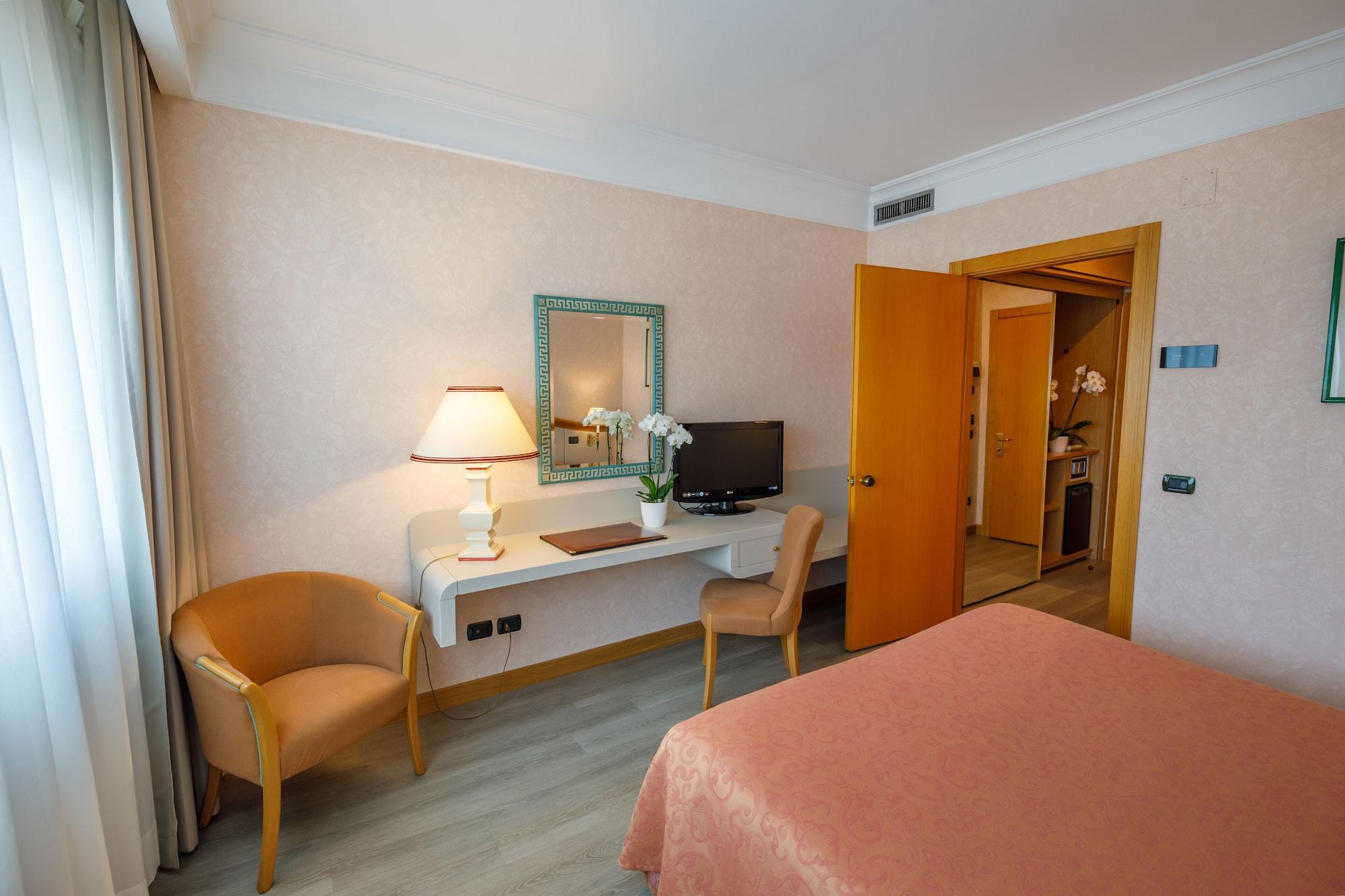Perugia Plaza Hotel מראה חיצוני תמונה