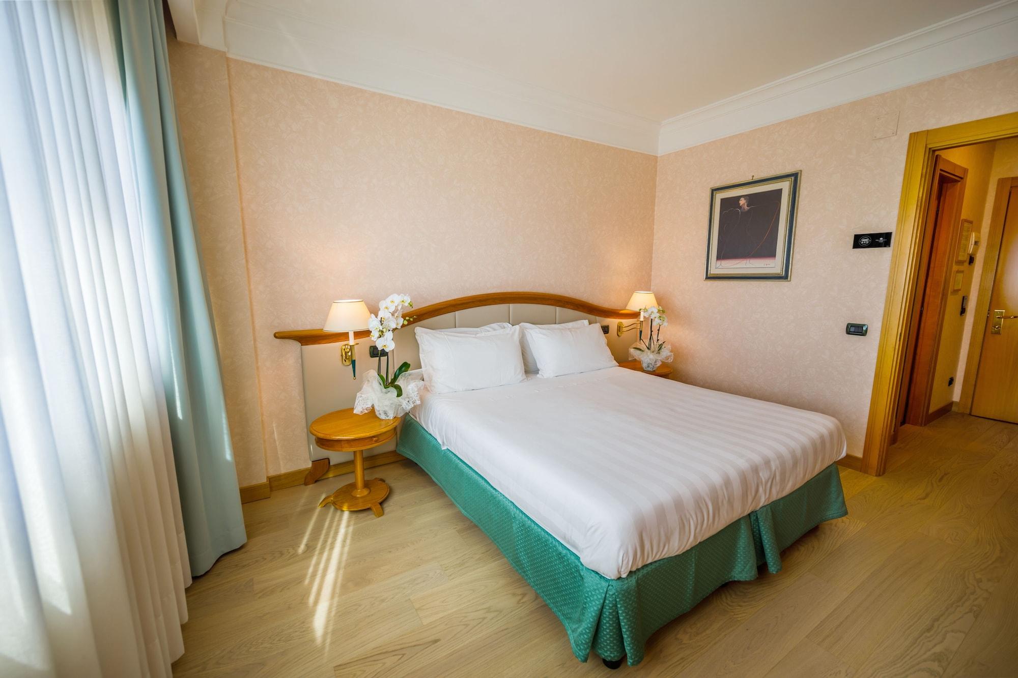 Perugia Plaza Hotel מראה חיצוני תמונה