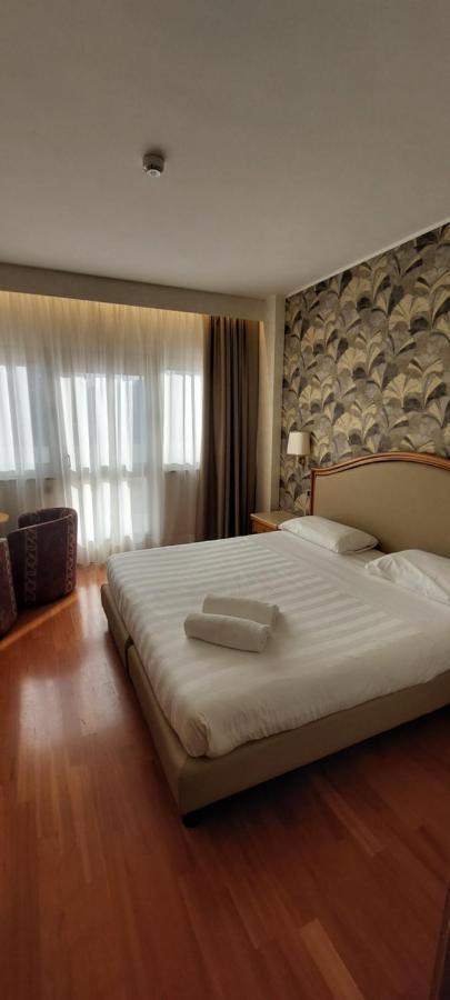 Perugia Plaza Hotel מראה חיצוני תמונה