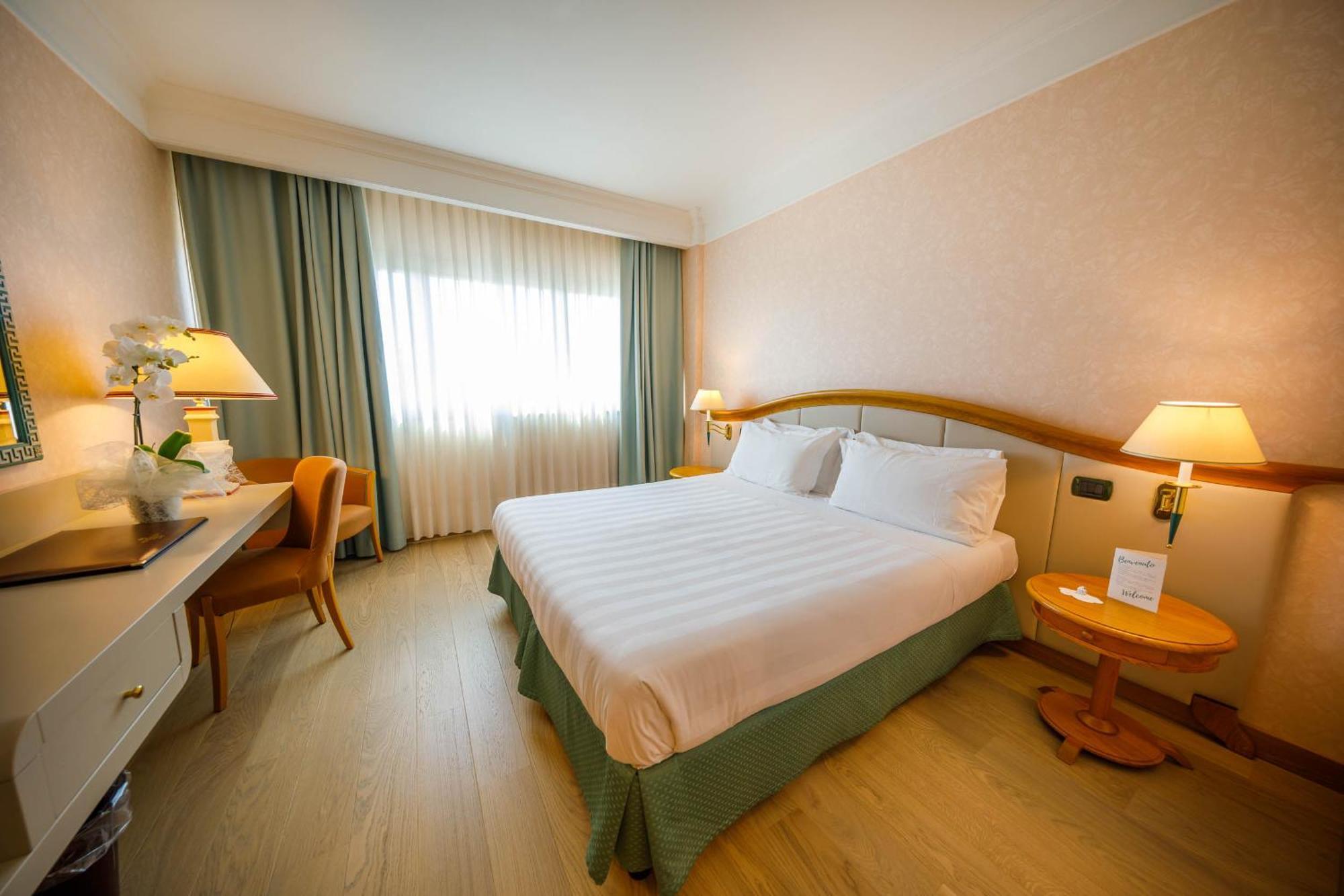 Perugia Plaza Hotel מראה חיצוני תמונה