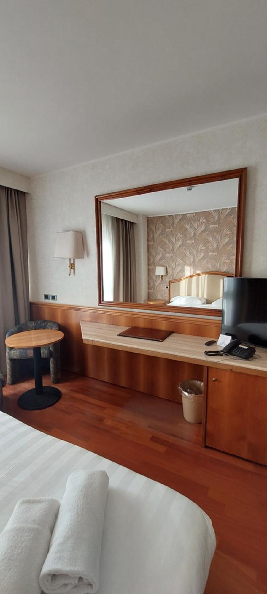 Perugia Plaza Hotel מראה חיצוני תמונה