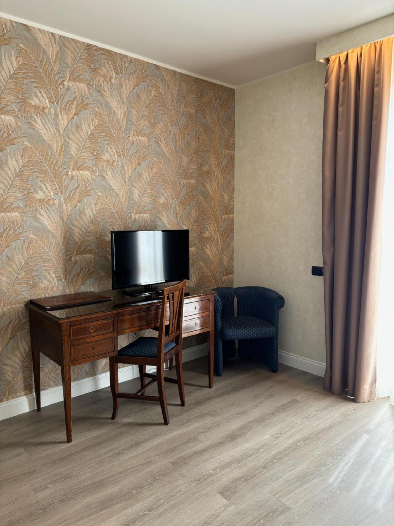 Perugia Plaza Hotel מראה חיצוני תמונה