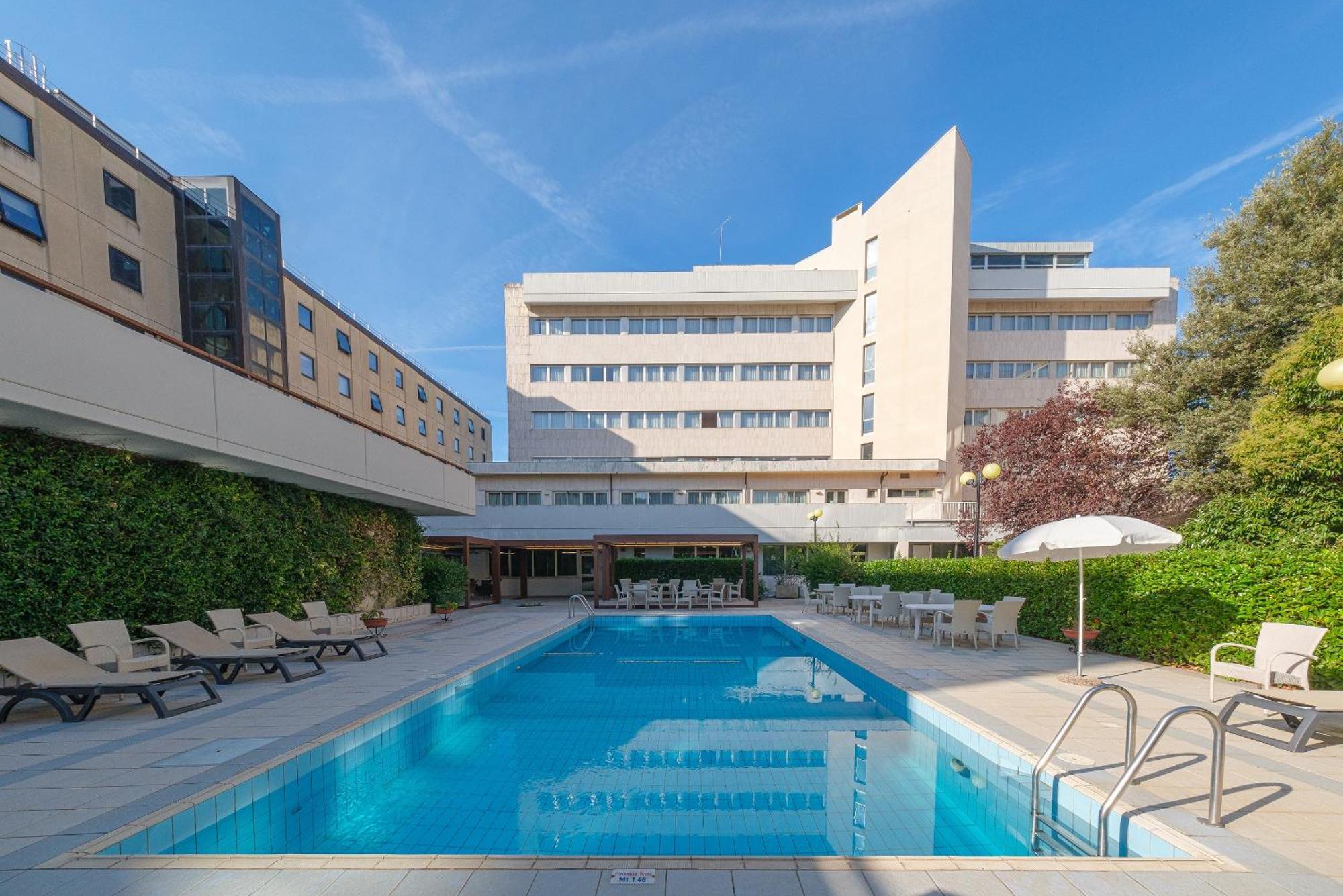 Perugia Plaza Hotel מראה חיצוני תמונה